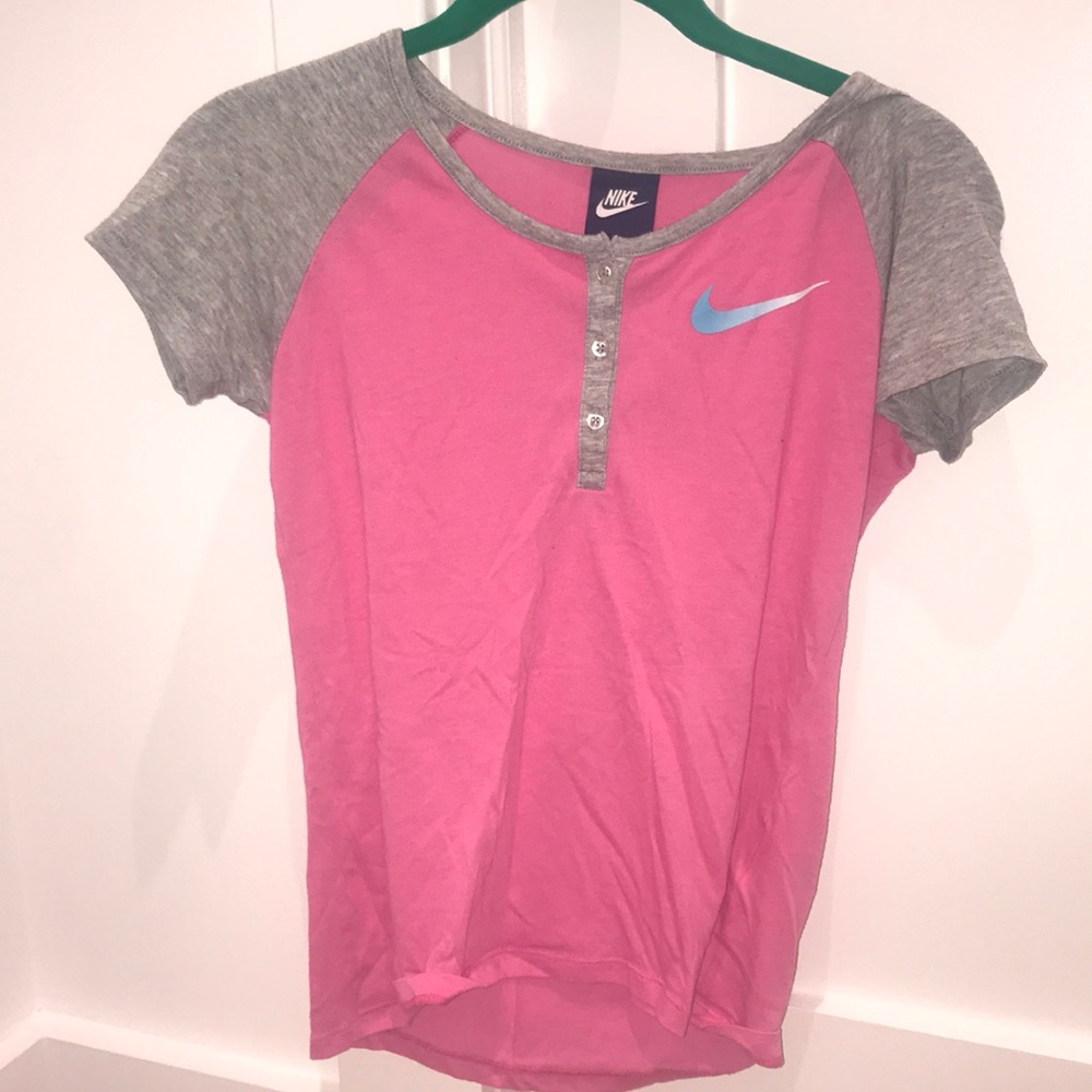 Pink Nike T-shirt